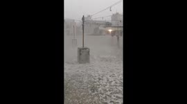 Incredible footage of a huge hail storm bombarding Delhi in India