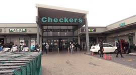 Cape Town retail store continues trading despite staff testing positive for COVID-19