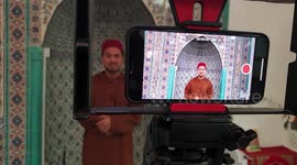 Virtual Ramadan: Amid lockdown, London Muslims move online to mark holy month