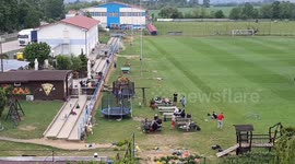 Families reunite after quarantine by Covid-19