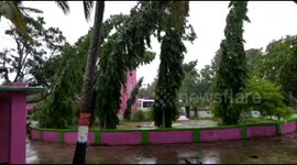 Cyclone Amphan brings heavy winds and rain to India's Odisha coast