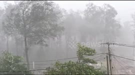 Super cyclone Amphan rips through slums on India's east coast