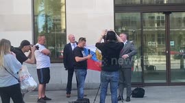 Tommy Robinson leaves Westminster Magistrate‘s Court - 2