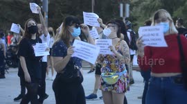 Demonstration in support of health in Madrid, and against the ultra-right demonstration in the working class neighborhood of Moratalaz