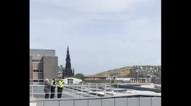 Police inspect Primark roof in edinburgh for safety