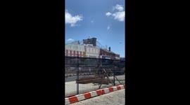 Cops climb Brooklyn bridge to suicidal man