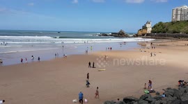 The dynamic beach in Biarritz during the ascent weekend