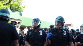 Police pepper spray protestors in Brooklyn, NYC