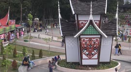 New normal, traditional markets apply physical distancing