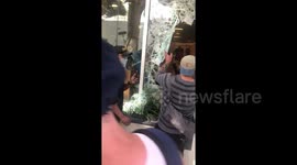 Santa Monica looters shockingly give round of applause for those stealing