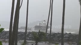 Gusty winds, heavy rains nearly capsize boat as cyclone Nisarga makes landfall in western India