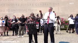 New York City Mayor Bill de Blasio booed on stage at George Floyd memorial