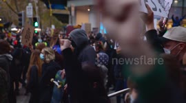 BLM protestors march and cheer, Melbourne
