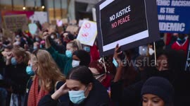 BLM protests chant and march, Melbourne