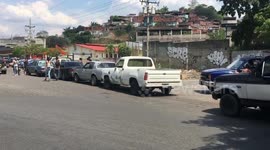 Colas en venezuela para comprar gasolina