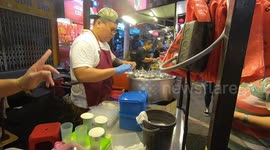 Malaysian steamed cake Putu Piring in Malacca.
