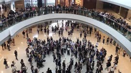 Protestors chanting slogans at a shopping mall at the Anti-Extradition Bill Protest on 15 September 2019