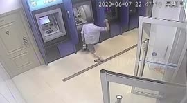 Chinese man smashes ATM machines with hammer to vent his frustration