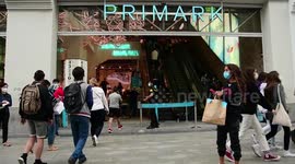 La tienda departamental Primark Gran vía abre después de 3 meses de confinamiento