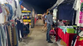 Night market in Bangkok reopens but without the Chinese tourists