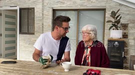 Overcoming Dementia by building a 'teacup garden' (UNCAPTIONED)