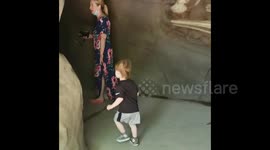 Scared toddler leaves mommy in cave
