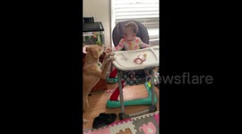 Piper & Penelope share snacks