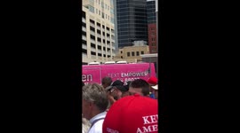 Crowd sings 'Hallelujah' while waiting at Trump rally in Tulsa