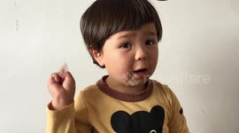 Boy, 3, talks his dad through the planets and the continents on Father's Day