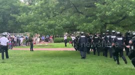 FURTHER FOOTAGE: DC police, protesters clash after trying to tear down Andrew Jackson statue