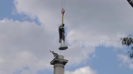 Crowd cheers as statue of former Vice President John C. Calhoun is removed in South Carolina