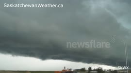 Incredible Storm Structure and High winds in Saskatchewan!