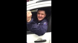 Polyglot policeman impresses pedestrians in Brussels
