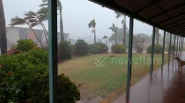Tropical Cyclone Damien pounds remote Western Australian town
