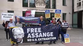 Protesters gather outside UK court demanding Julian Assange's release