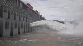 World's largest hydroelectric dam in central China discharges floodwater after heavy rainfall