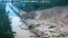 Mudslide sweeps down guardrails and engulfs Chinese highway