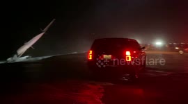 50 ft Sail Yacht Crashes into the beach Newport Beach CA