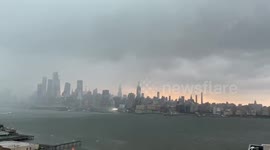 Utoh @EmpireStateBldg ????.#Lightning https://t.co/16SwVHYohE