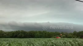 Severe thunderstorms, lightning, wind hit Goldsboro, Maryland