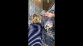 US woman finally hugs mother after three months self-isolation