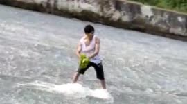 The Water Dam Becomes a Slides Tourist Attraction