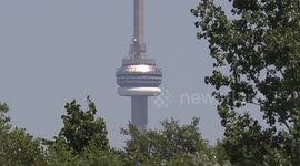 Toronto in midst of long duration severe scorching summer heatwave with temps near 35c and 40c with humidity