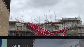 Shocking footage of deadly collapsed crane in east London