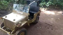 Longer Version_Man builds fully-functional miniature toy jeep for 10-year-old leukaemia survivor in southern India