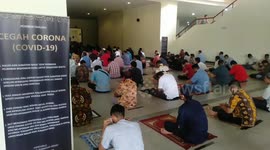 Indonesian mosque rolls out social distancing measures as lockdown eases