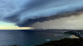 Stunning timelapse captures 'apocalyptic' storm over Sydney