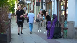 Georgian practical joker terrifies passers-by with witch prank