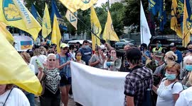 Protesters oppose legislation that would affect teaching of Ukrainian language in schools