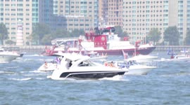 Trump supporters hold boat parade on Hudson River, New York